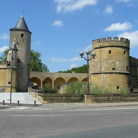 Privatif Et Cinema Centre *