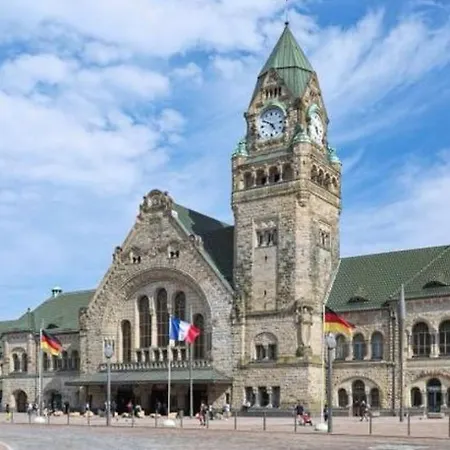 Privatif Et Cinema Centre Apartment *